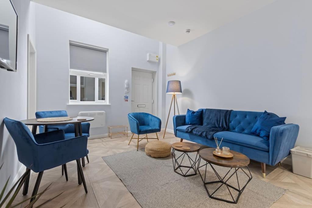 Modern Apartment Off-Road Parking-Twin Room Suite 4 Nottingham Exterior foto